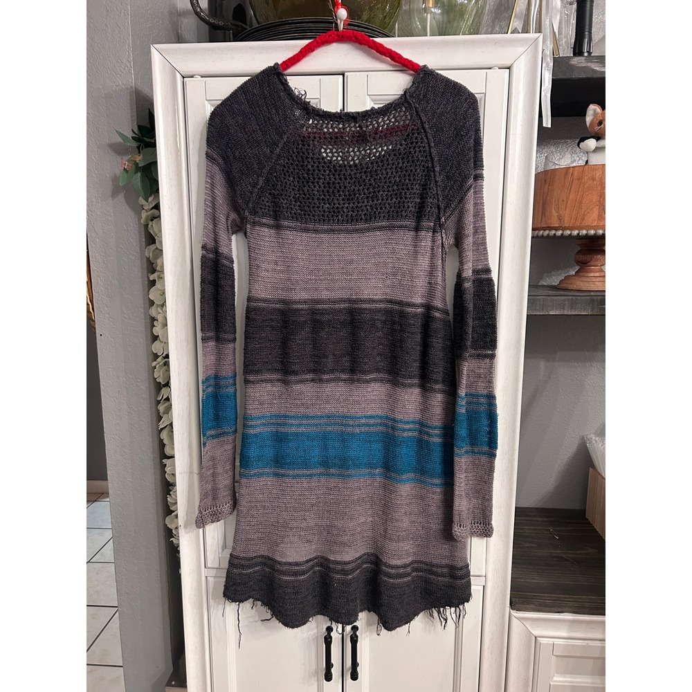 Free People Striped Tunic Sweater Grey Teal Distressed Knit Boho Small - Picture 8 of 11
